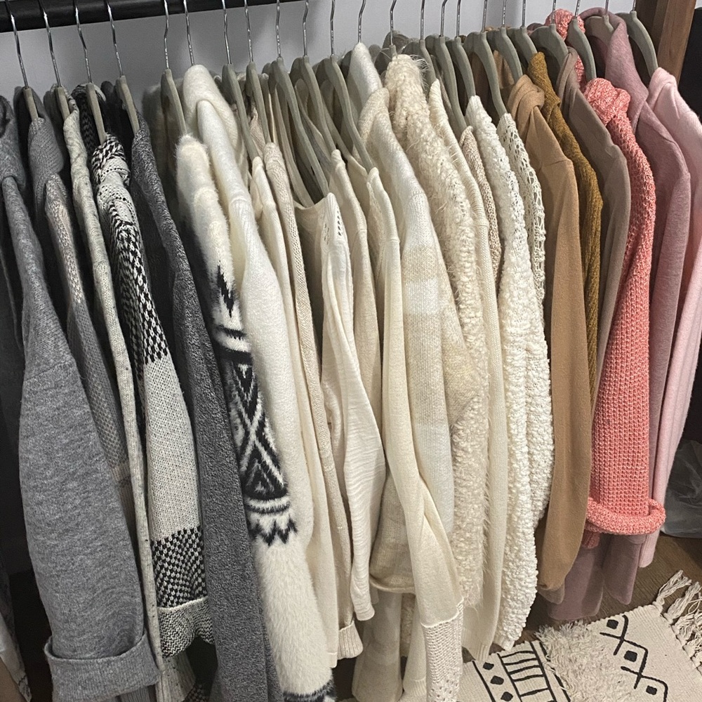 Sweaters And Cardigans - image 8